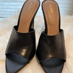 New Also Heels Size 7